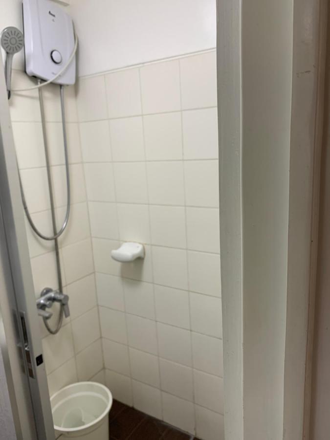 Two - 2Br Condo In The Heart Of Davao City Buitenkant foto